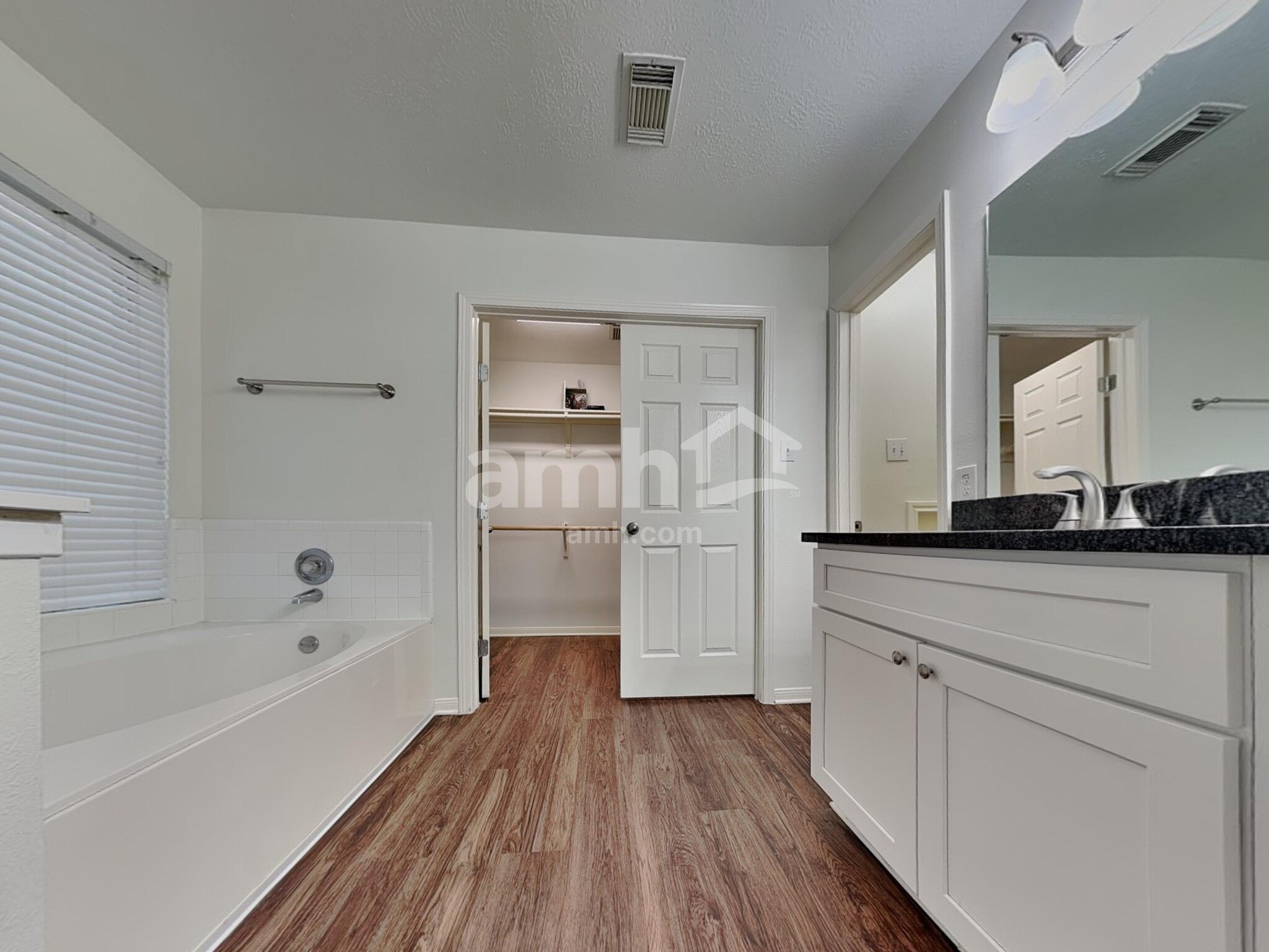 Building Photo - 12527 Avery Vale Ln