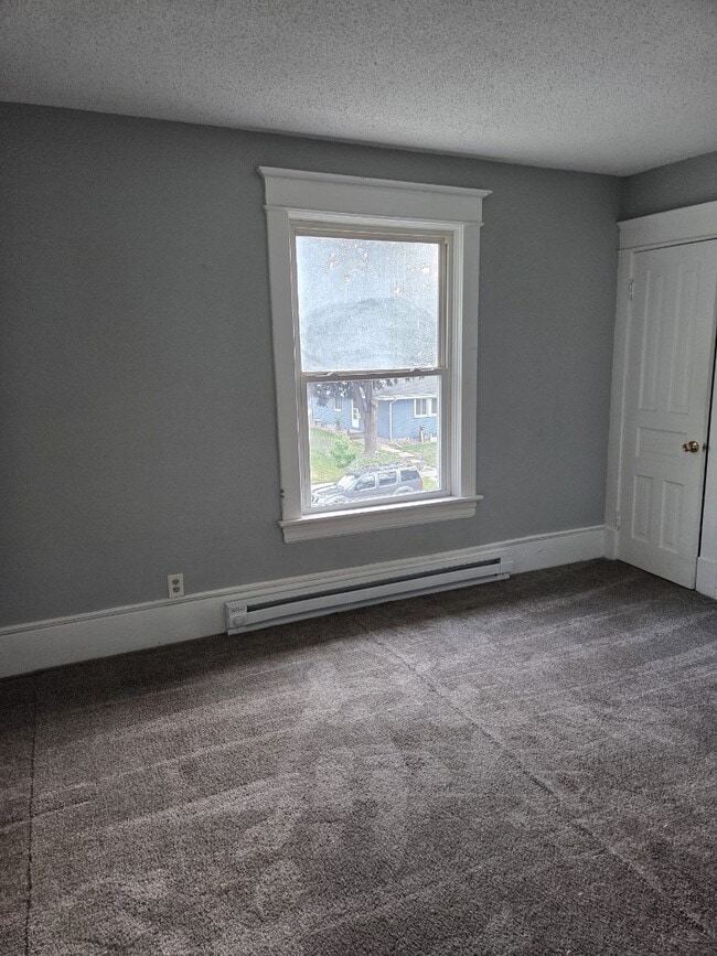 Building Photo - 223 Robie St E