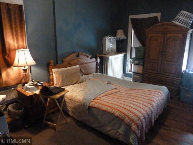 Building Photo - 204 Carroll St