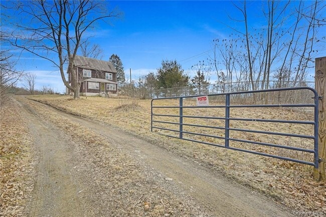 Building Photo - 202 Midland Lake Rd