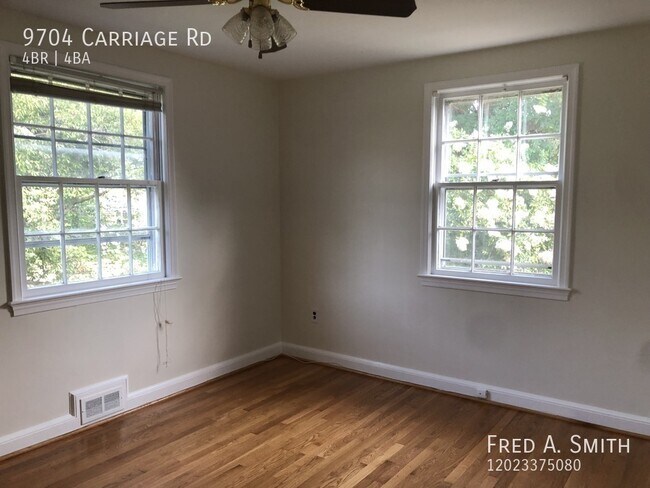 Building Photo - 9704 Carriage Rd