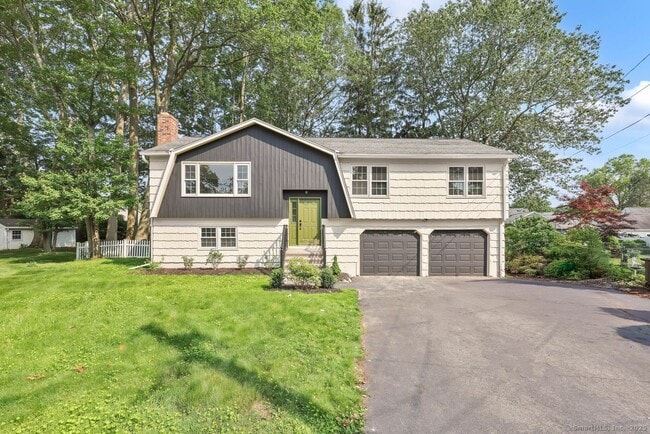 Building Photo - 29 Magellan Dr