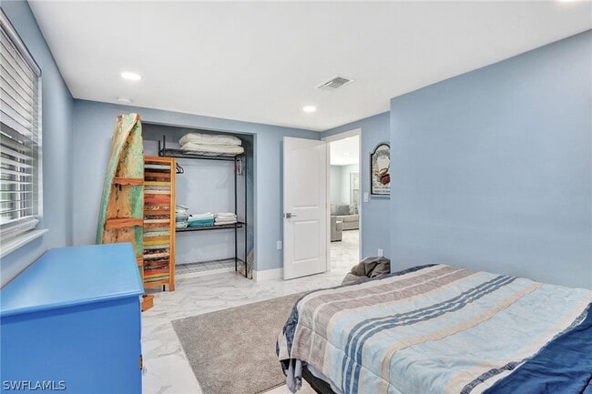 Building Photo - 1009 Ridge St