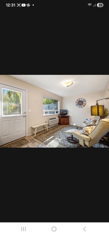 Building Photo - 1410 E Ash Ave