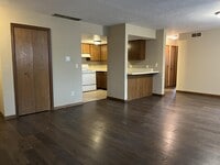 Building Photo - 122 Burke Ave