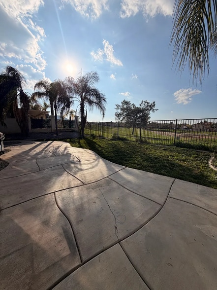 Building Photo - 15309 La Palma Way