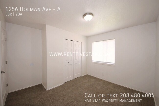 Building Photo - 1256 Holman Ave