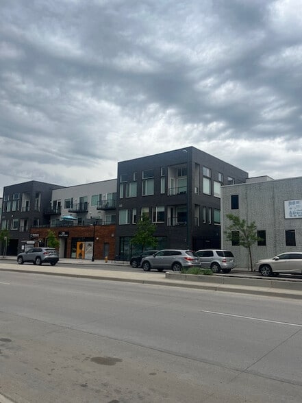 Building Photo - 1616 S Broadway