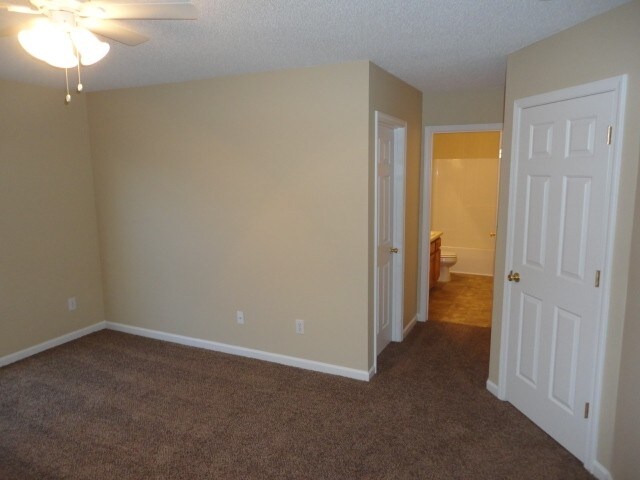 Building Photo - 2544 Quarry Ridge Ln