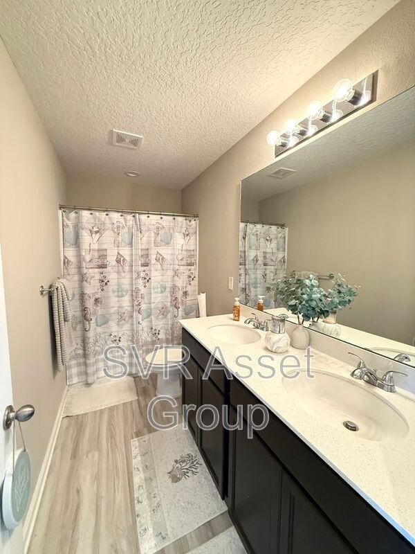 Building Photo - 1116 Persimmon Dr