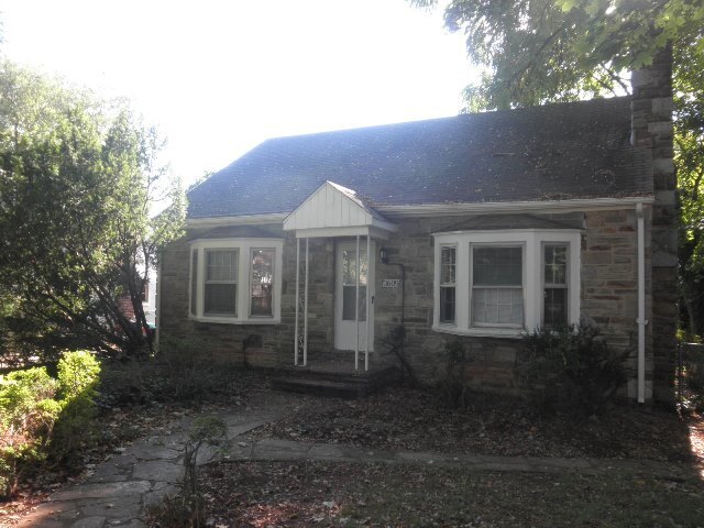 Building Photo - 3609 Kenmar Rd