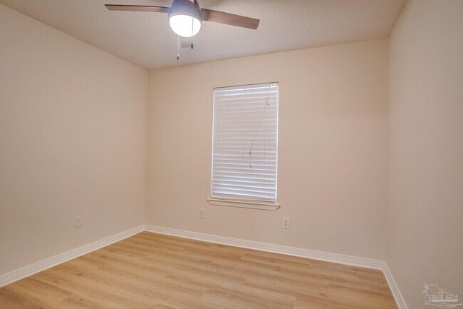 Building Photo - 5910 Limestone Rd