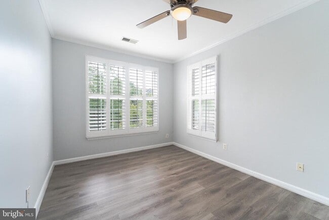 Building Photo - 8183 Carnegie Hall Ct