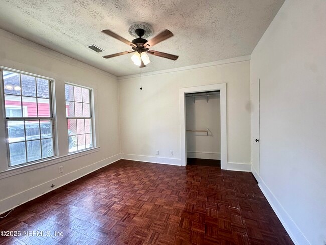 Building Photo - 3867 Herschel St