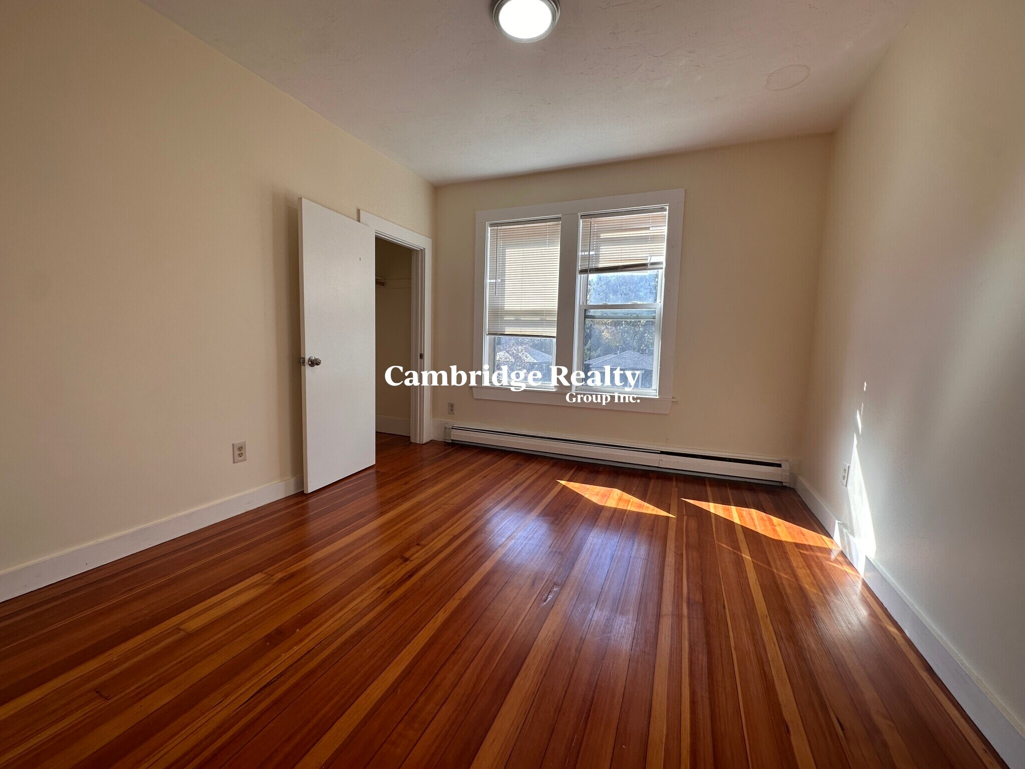 Building Photo - 63 Pleasant St