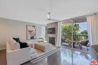 Building Photo - 8535 W Knl Dr