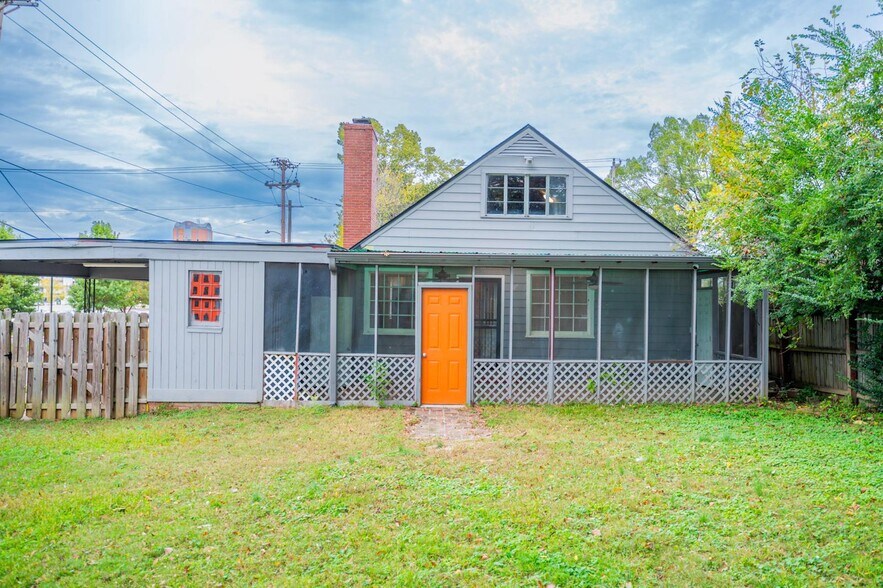 Building Photo - 3725 Spottswood Ave