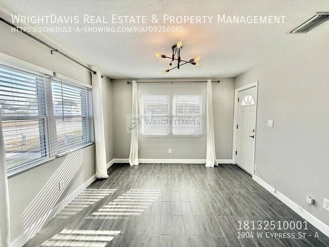 Building Photo - 1904 W Cypress St