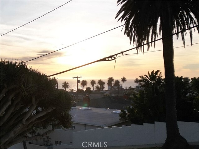 Building Photo - 3644 S Cabrillo Ave