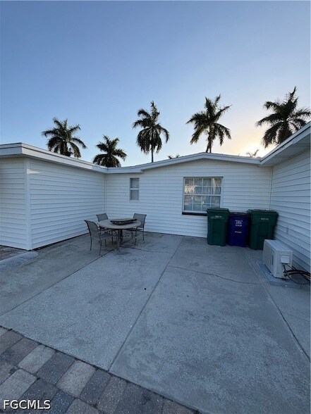 Building Photo - 14713 Kimberly Ln