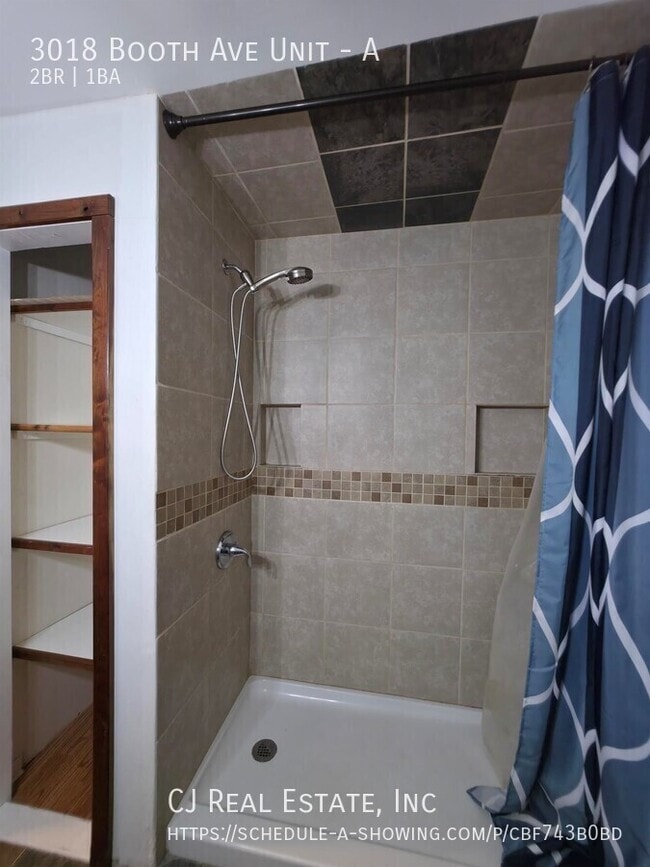 Building Photo - 3018 Booth Ave