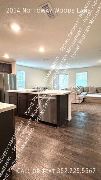 Building Photo - 2054 Nottoway Woods Ln