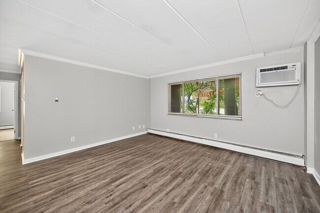 Building Photo - 3307 Jefferson Ave