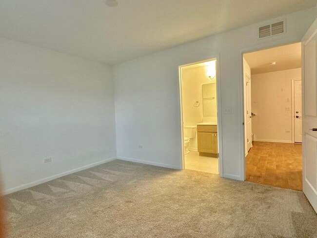 Building Photo - 4397 Chelsea Mnr Cir