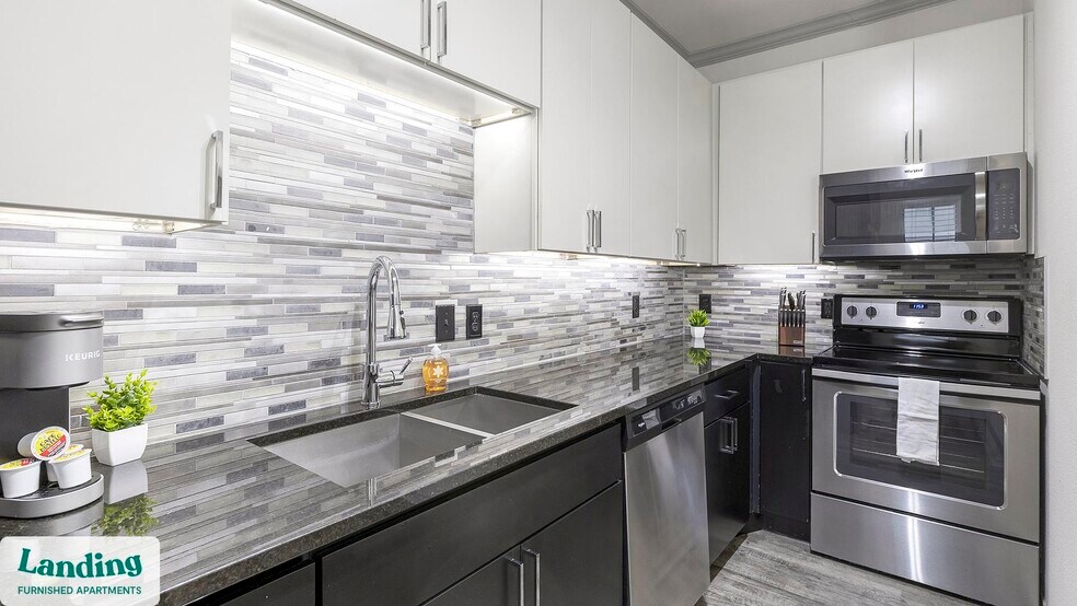 Building Photo - 17811 Vail St