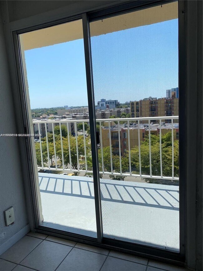 Building Photo - 801 NW 47th Ave