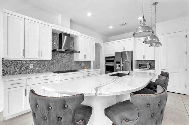 Building Photo - 1052 SW 113th Way