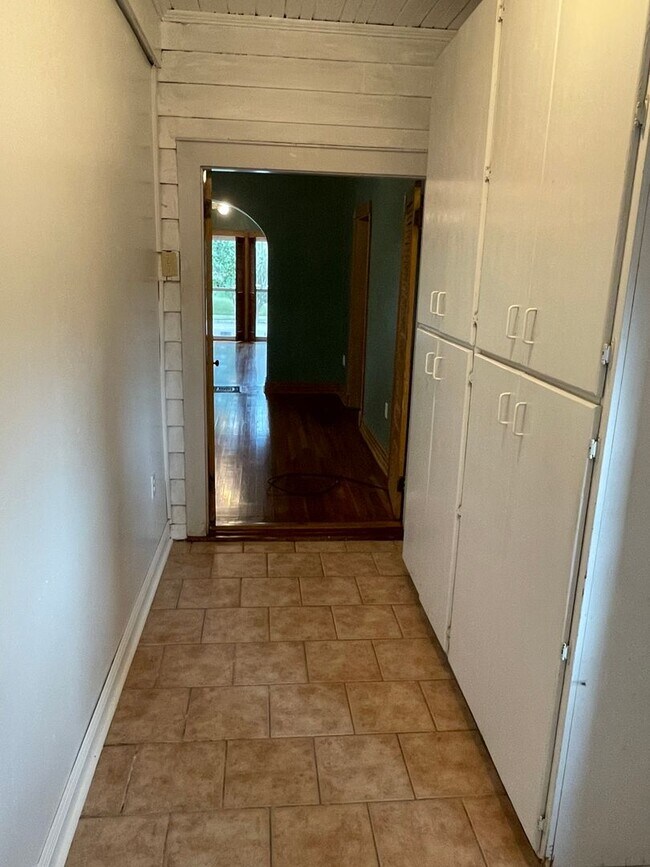 Building Photo - Single Family Home in Quiet Gentilly Neigh...