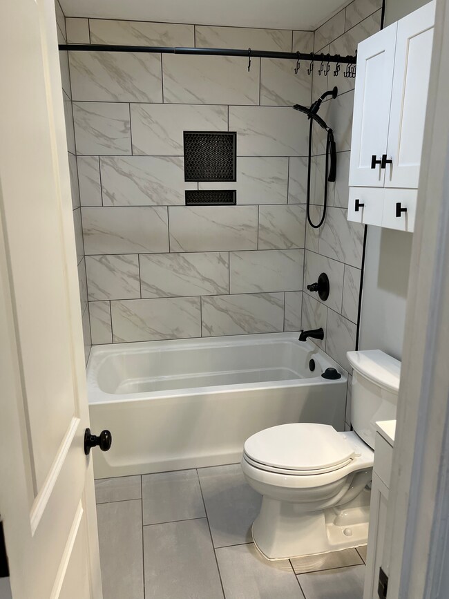Bathroom - 4804 Hoyle Dr