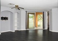 Building Photo - Resort Style Living