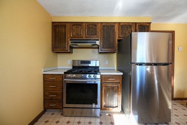 Building Photo - 46 Marlboro St