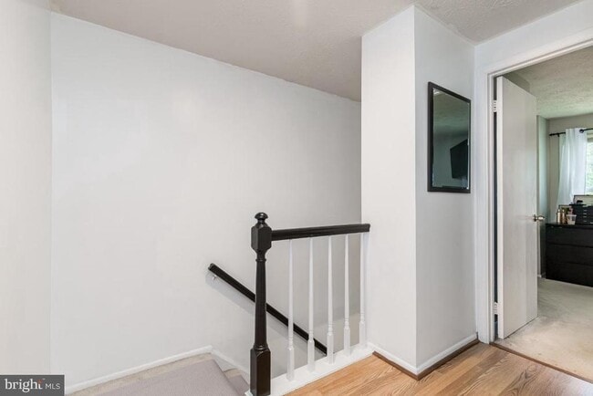 Building Photo - 11260 Westport Dr