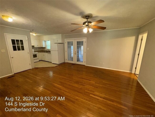 Building Photo - 144 S Ingleside Dr