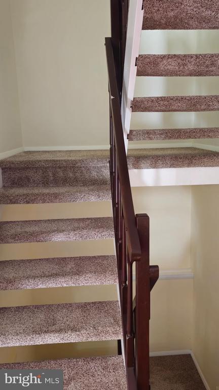 Building Photo - 8123 Steeple Chase Ct