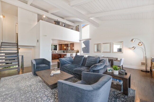 Building Photo - 28258 Rey De Copas Ln