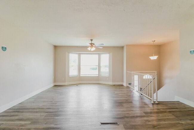 Building Photo - 5408 Hunter Dr