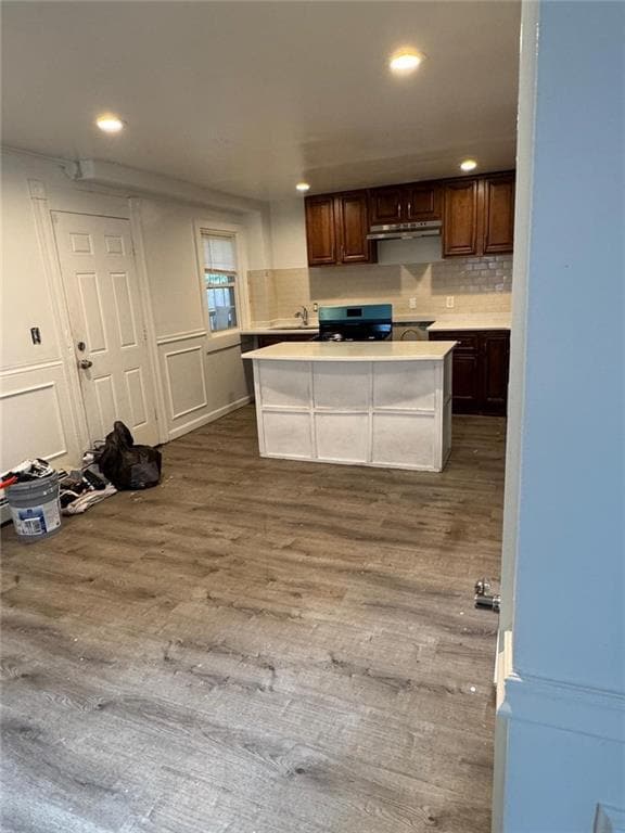 Building Photo - 9 Greystone Ave