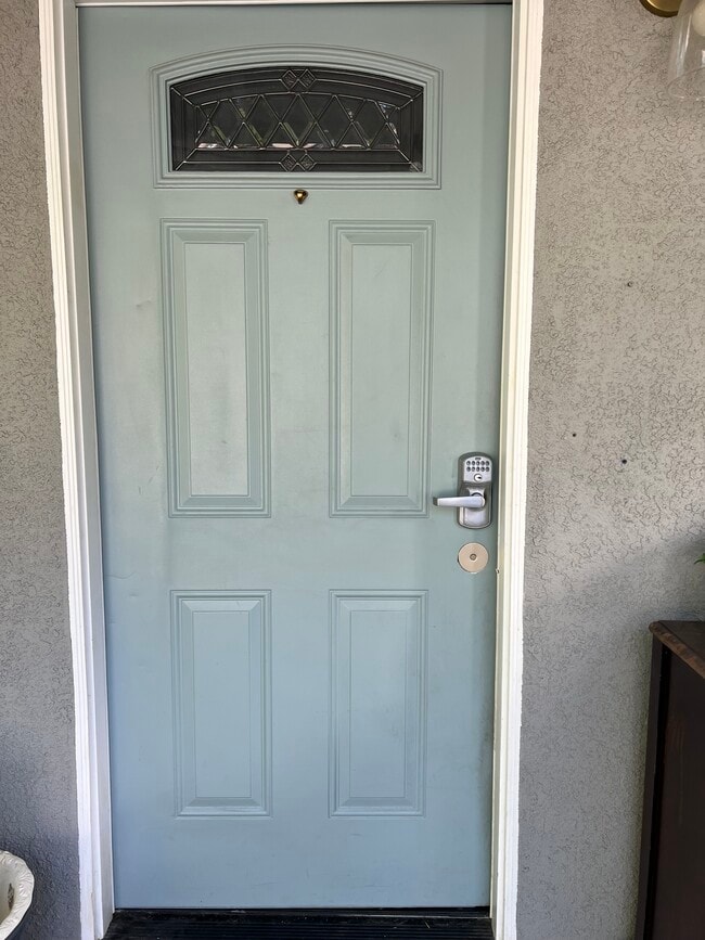 Primary Photo - 1454 N Clybourn Ave