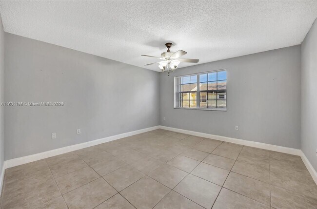 Building Photo - 11845 SW 99th St
