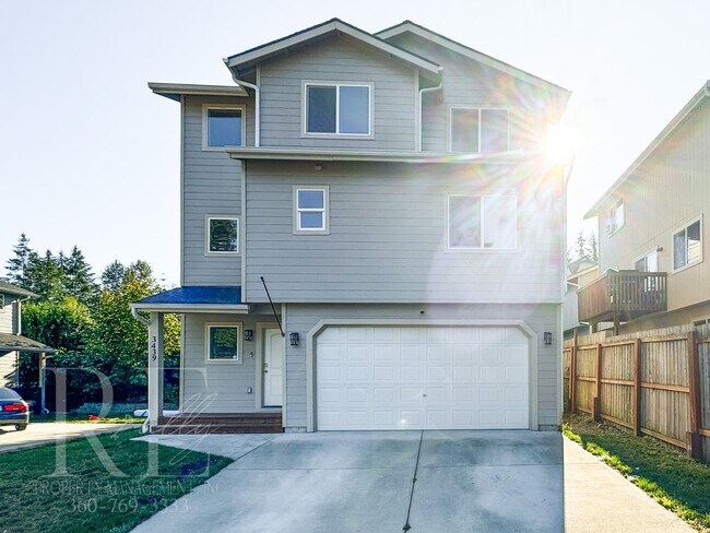 Primary Photo - SUPERSIZED 5-Bd HOME
