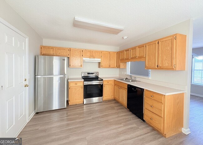 Building Photo - 102 Natures Bounty Trail