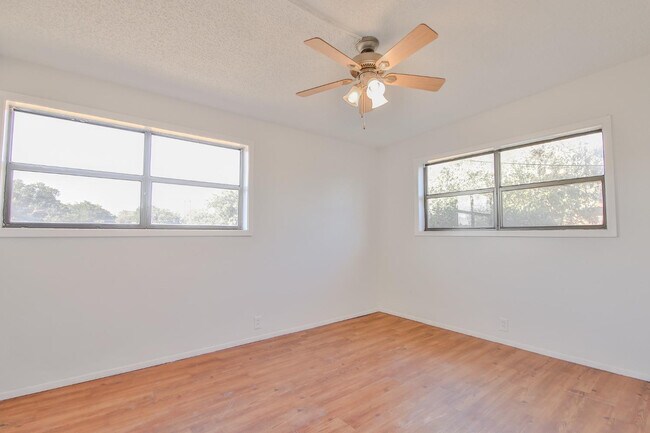 Building Photo - 2727 66th St