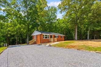Building Photo - Renovated Brick Ranch with Nature Views + Close to Everything Fort Mill Offers
3 Bedrooms | 1 Bat...