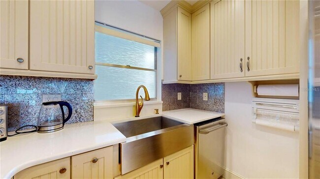 Building Photo - 4950 Gulf Blvd