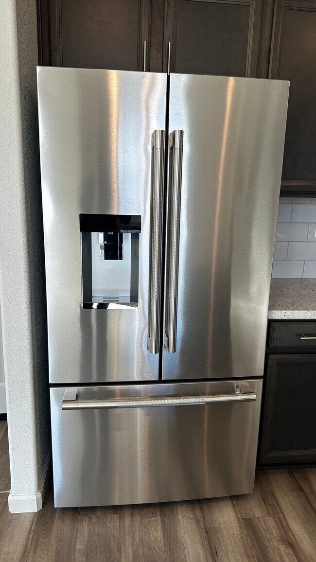 Building Photo - 3078 Feather Rd