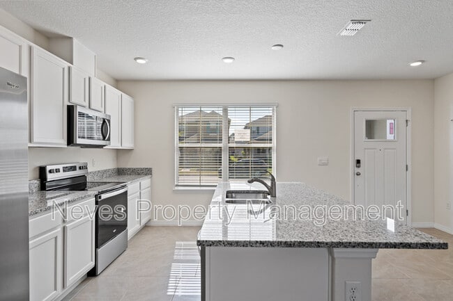 Building Photo - 17081 Water Spring Blvd